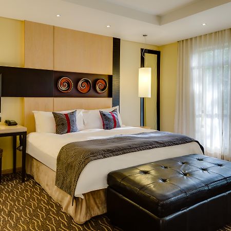 Protea Hotel By Marriott Johannesburg Wanderers Εξωτερικό φωτογραφία